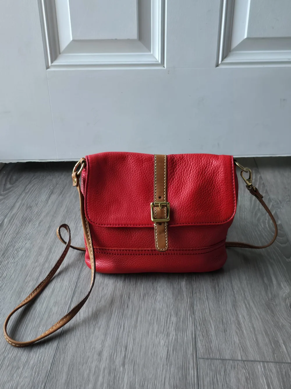 Fossil Long Live Vintage Red Leather Buckle Flap Crossbody Bag Saddle Boho Tan